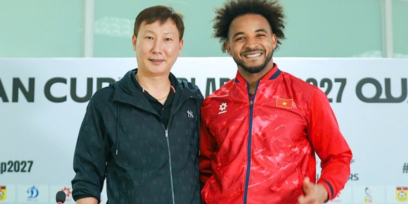 Kim Sang-sik 2025 วางแผนให้เวียดนามคุมจังหวะเกมผ่านแดนกลาง