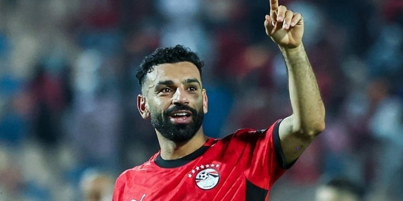 ผู้รักษาประตูวัย 42 ปีคว้าตั๋วฟุตบอลโลก - หัวใจไม่ยอมแพ้ 3 ผู้รักษาประตูวัย 42 ปีคว้าตั๋วฟุตบอลโลก ไม่เพียงสร้างสถิติ แต่เปลี่ยนมุมมองต่อวัยวุฒิในกีฬา