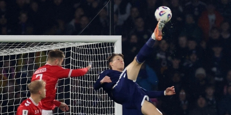 แม็คโทมิเนย์ยิงประตูสุดสวยนาทีที่ 3 เปิดฉากเกมสุดดราม่า