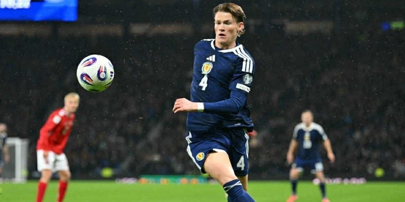 เทียร์นีย์ยิงลูกนำ 3-2 ส่วนแม็คลีนยิงปิดกล่องจากครึ่งสนาม